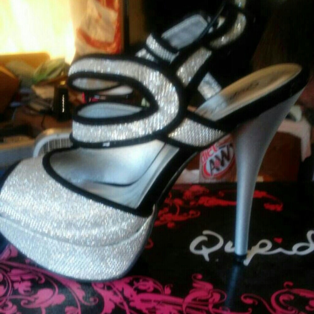 Quipid Heels